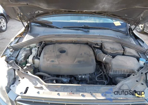 2017 Volvo Xc60 T6 Dynamic from USA, damaged, VIN YV449MRR8H2000633